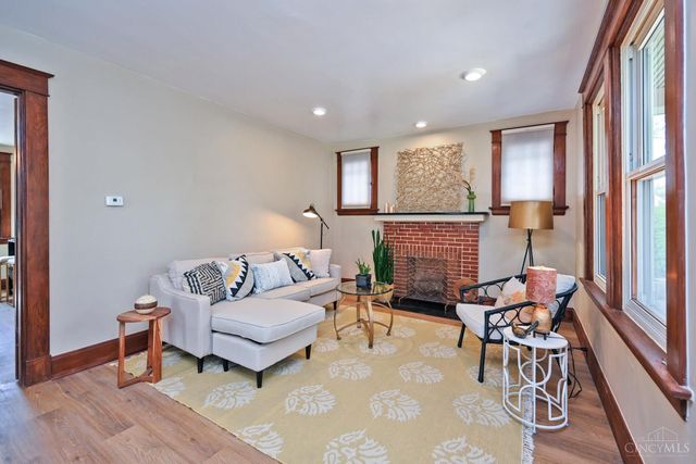 3417 Algona Place, Cincinnati, OH 45207