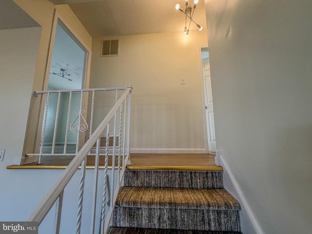 50 E MAPLE AVE, Bellmawr, NJ 08031