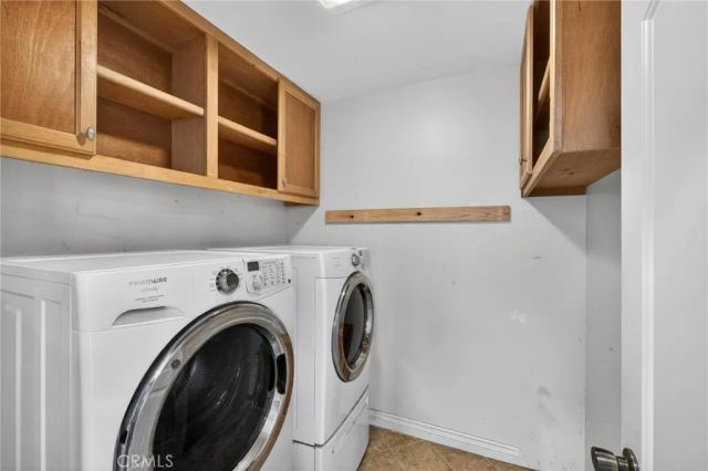 15422 Freeman Avenue, Lawndale, CA 90260