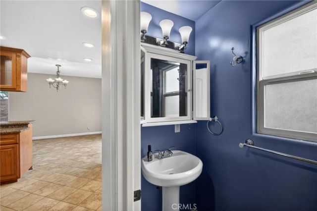15422 Freeman Avenue, Lawndale, CA 90260