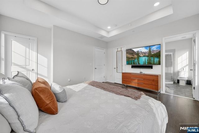 223 Bradley Drive, Wood Ridge, NJ 07075