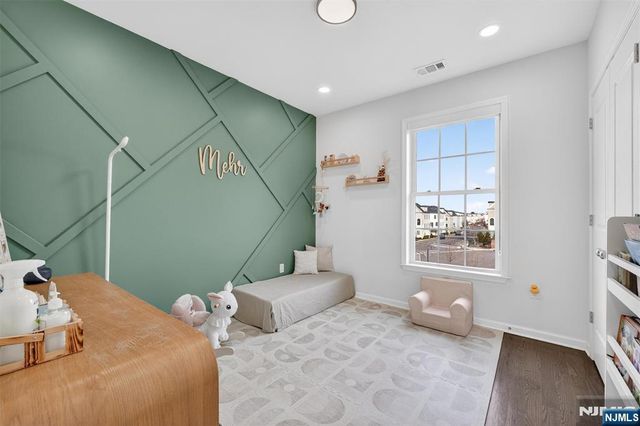 223 Bradley Drive, Wood Ridge, NJ 07075