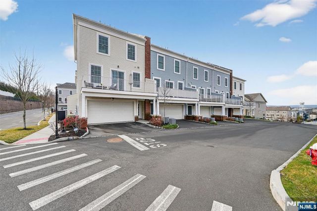 223 Bradley Drive, Wood Ridge, NJ 07075