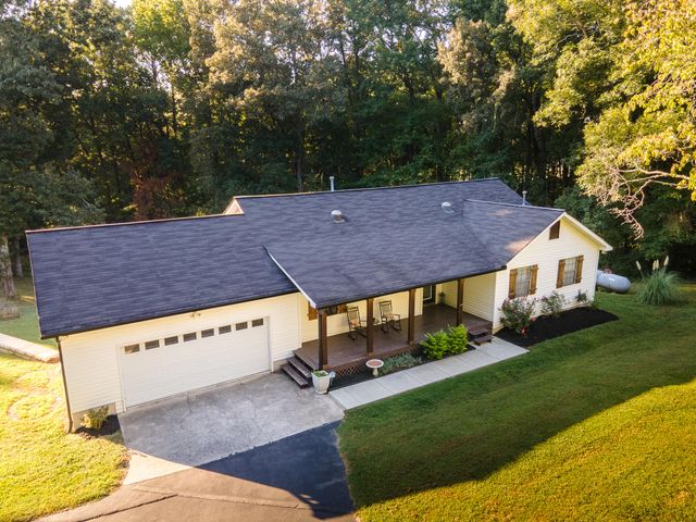 290 Potts Road, Ringgold, GA 30736