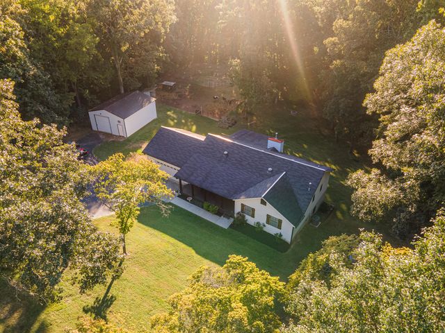 290 Potts Road, Ringgold, GA 30736