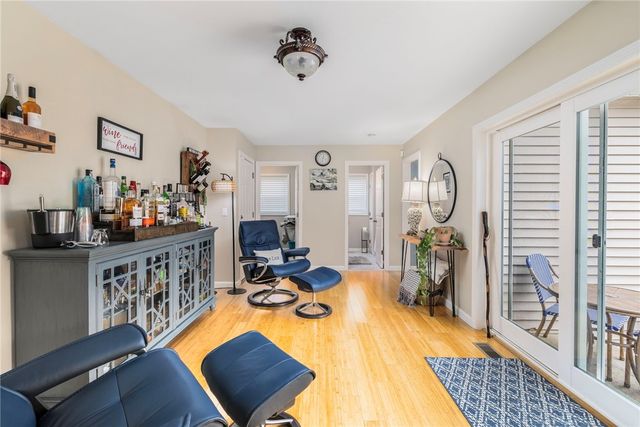 33 Abatecola Way, Johnston, RI 02919