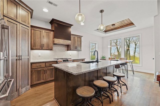 805 W Shawhan Parkway, Lee's Summit, MO 64086