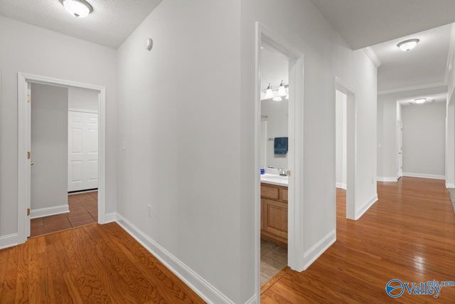 705 Wade Road, Owens Cross Roads, AL 35763