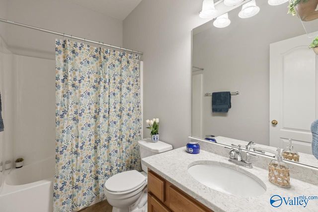 705 Wade Road, Owens Cross Roads, AL 35763