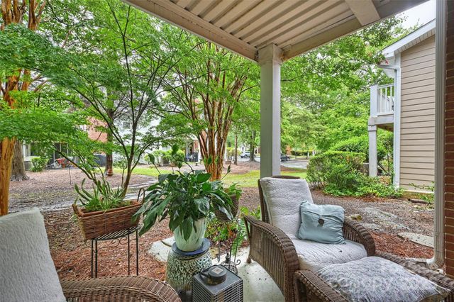 9327 S Vicksburg Park Court, Charlotte, NC 28210
