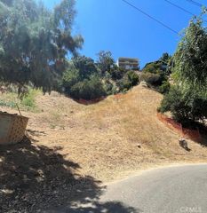 4556 Ensenada Drive, Woodland Hills, CA 91364
