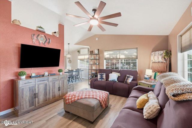 387 N Tiffany Drive, Palmer, AK 99645