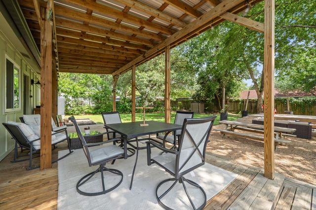 705 Dulwich ST, Austin, TX 78748