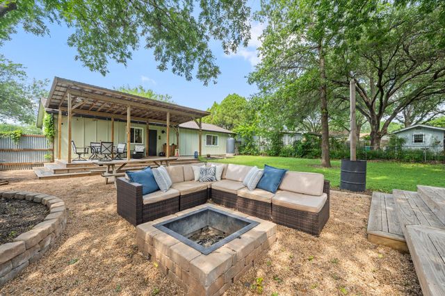 705 Dulwich ST, Austin, TX 78748