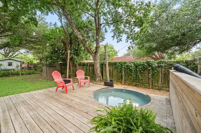 705 Dulwich ST, Austin, TX 78748