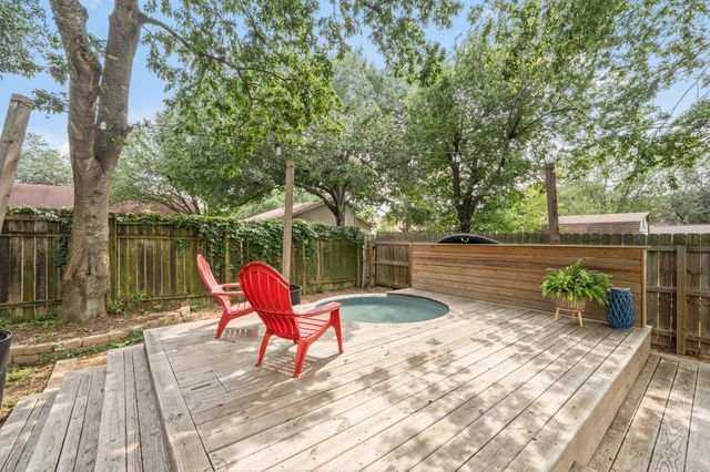 705 Dulwich ST, Austin, TX 78748