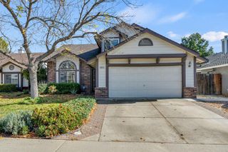 8012 Northern Oak Cir, Sacramento, CA 95828