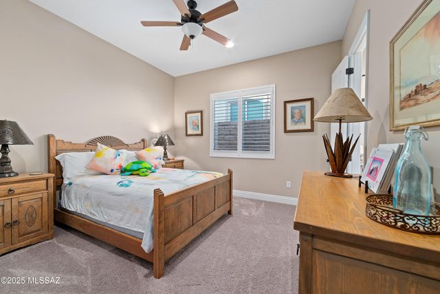 13725 N Hidden Springs Drive, Oro Valley, AZ 85755