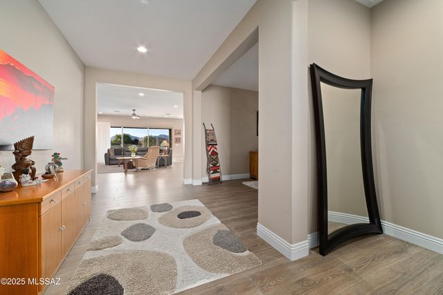 13725 N Hidden Springs Drive, Oro Valley, AZ 85755