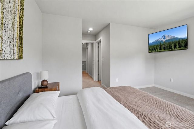 759 NE 2nd Street, North Bend, WA 98045