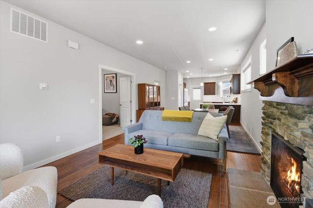 759 NE 2nd Street, North Bend, WA 98045