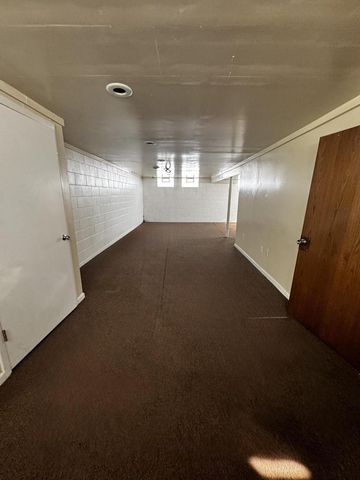 8243 W Grantosa DRIVE, Milwaukee, WI 53218