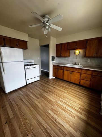 8243 W Grantosa DRIVE, Milwaukee, WI 53218