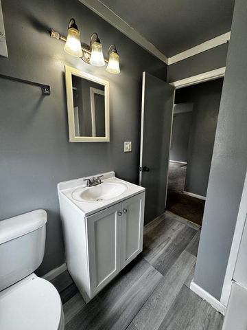 8243 W Grantosa DRIVE, Milwaukee, WI 53218