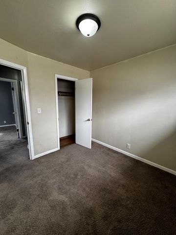 8243 W Grantosa DRIVE, Milwaukee, WI 53218