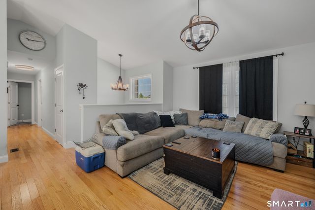 2 Julian Circle, Sterling, CT 06377
