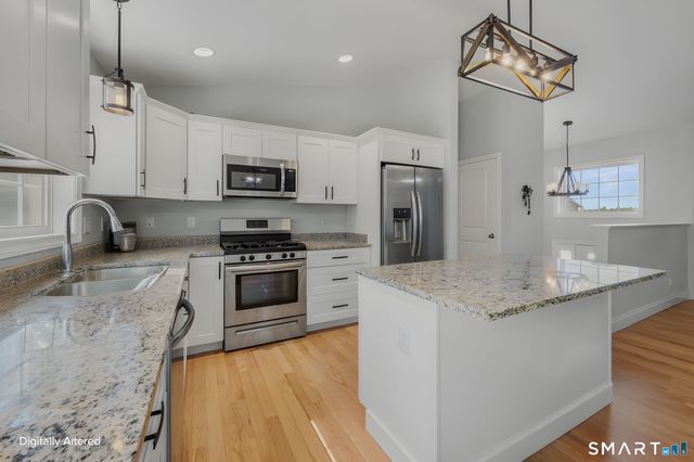 2 Julian Circle, Sterling, CT 06377