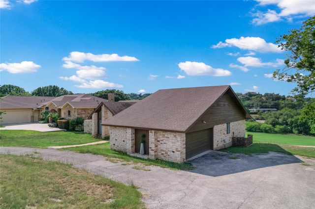 302 Seawind ST, Lakeway, TX 78734