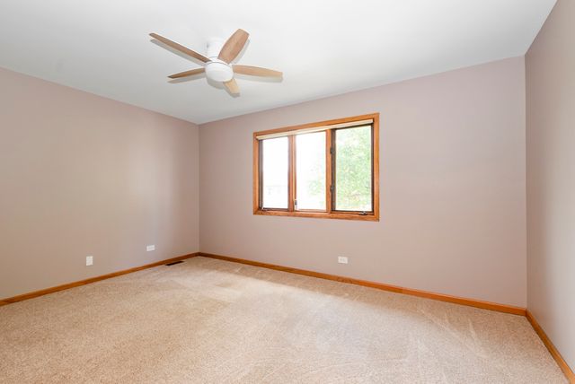 8608 Lamon Avenue, Burbank, IL 60459