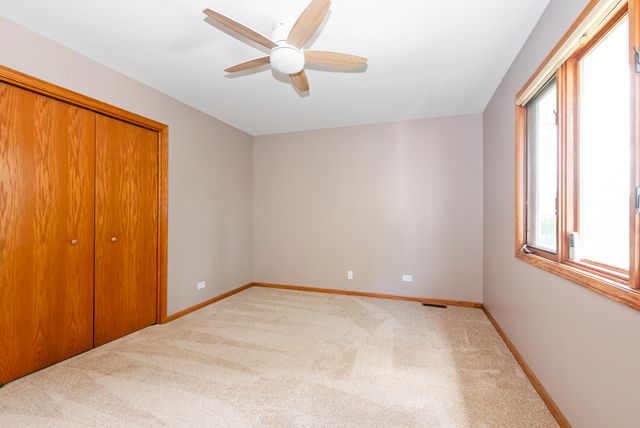 8608 Lamon Avenue, Burbank, IL 60459