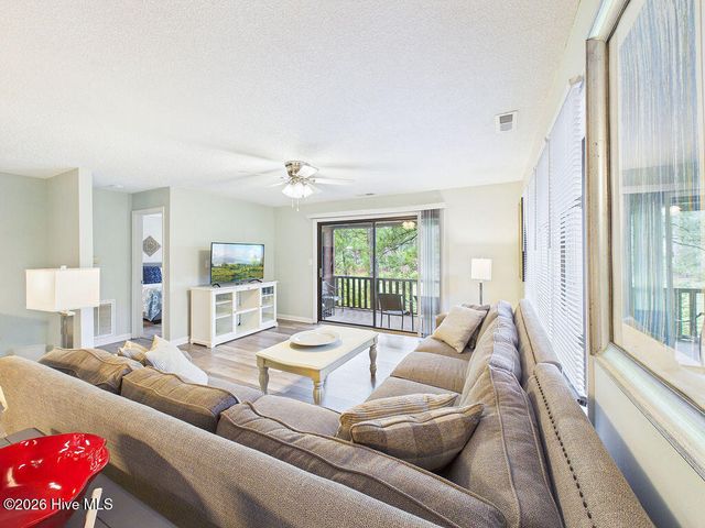 702 Dover Street, Southern Pines, NC 28387