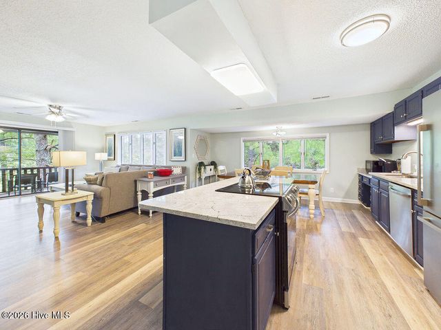 702 Dover Street, Southern Pines, NC 28387