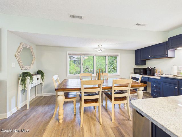 702 Dover Street, Southern Pines, NC 28387