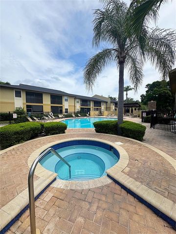 12261 SAILWINDS DRIVE 203, Largo, FL 33773