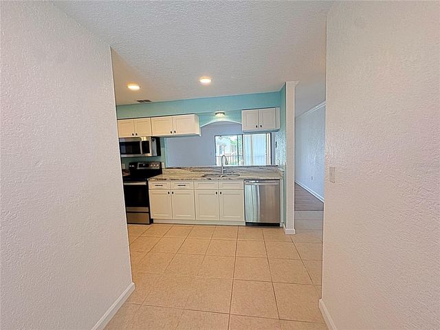 12261 SAILWINDS DRIVE 203, Largo, FL 33773