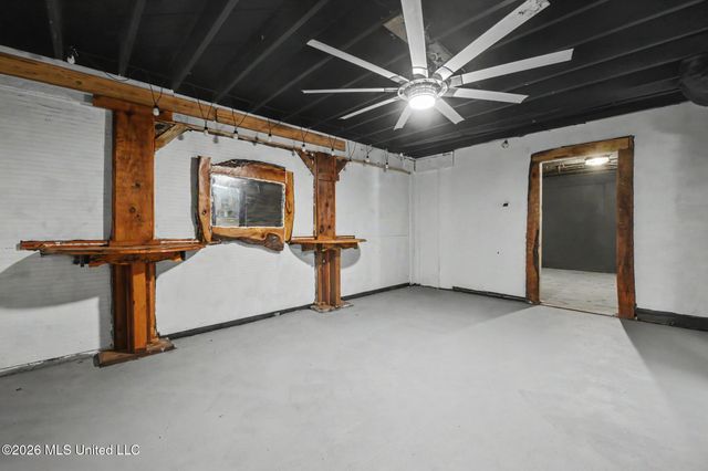 4707 Griffin Street, Moss Point, MS 39563