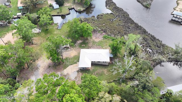 4707 Griffin Street, Moss Point, MS 39563