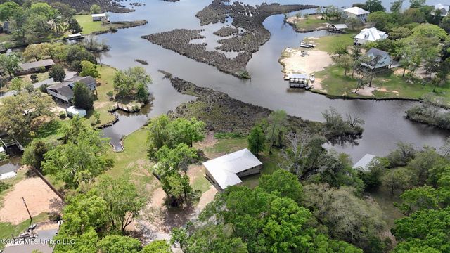 4707 Griffin Street, Moss Point, MS 39563