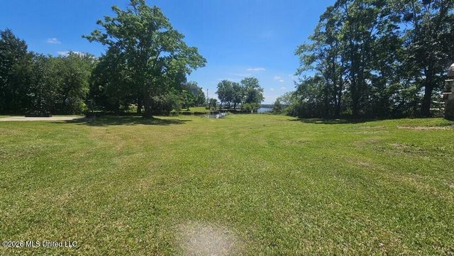 4707 Griffin Street, Moss Point, MS 39563