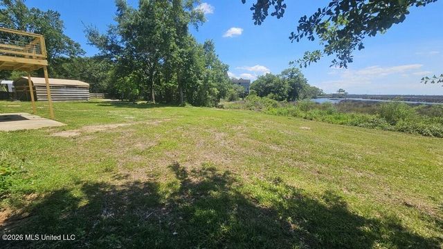 4707 Griffin Street, Moss Point, MS 39563