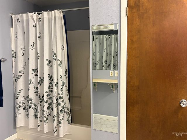 711 W Elm, Caldwell, ID 83605