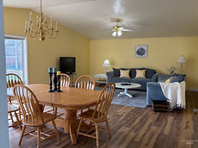 711 W Elm, Caldwell, ID 83605