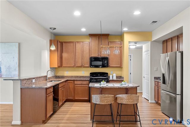 1925 White Mountain Dr, Chester, VA 23836