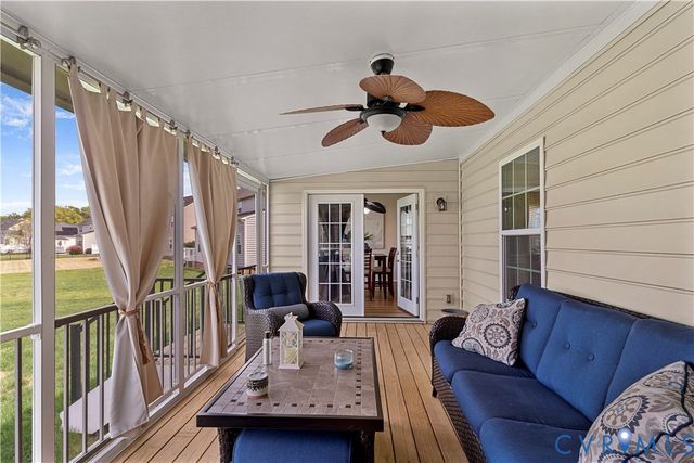 1925 White Mountain Dr, Chester, VA 23836