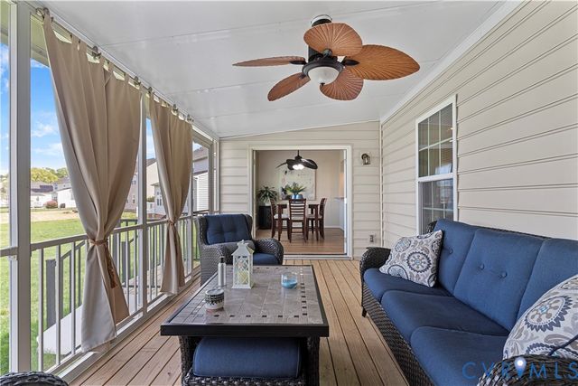 1925 White Mountain Dr, Chester, VA 23836