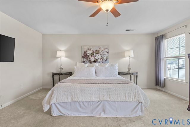 1925 White Mountain Dr, Chester, VA 23836